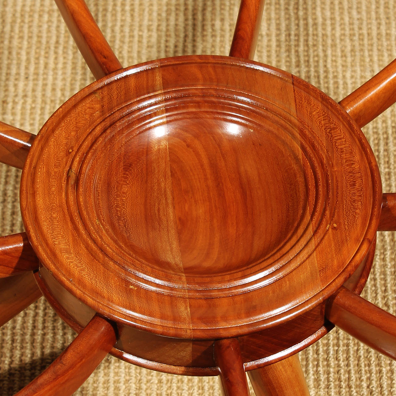 Round Side Table by Carlo de Carli In Excellent Condition In Girona, Girona