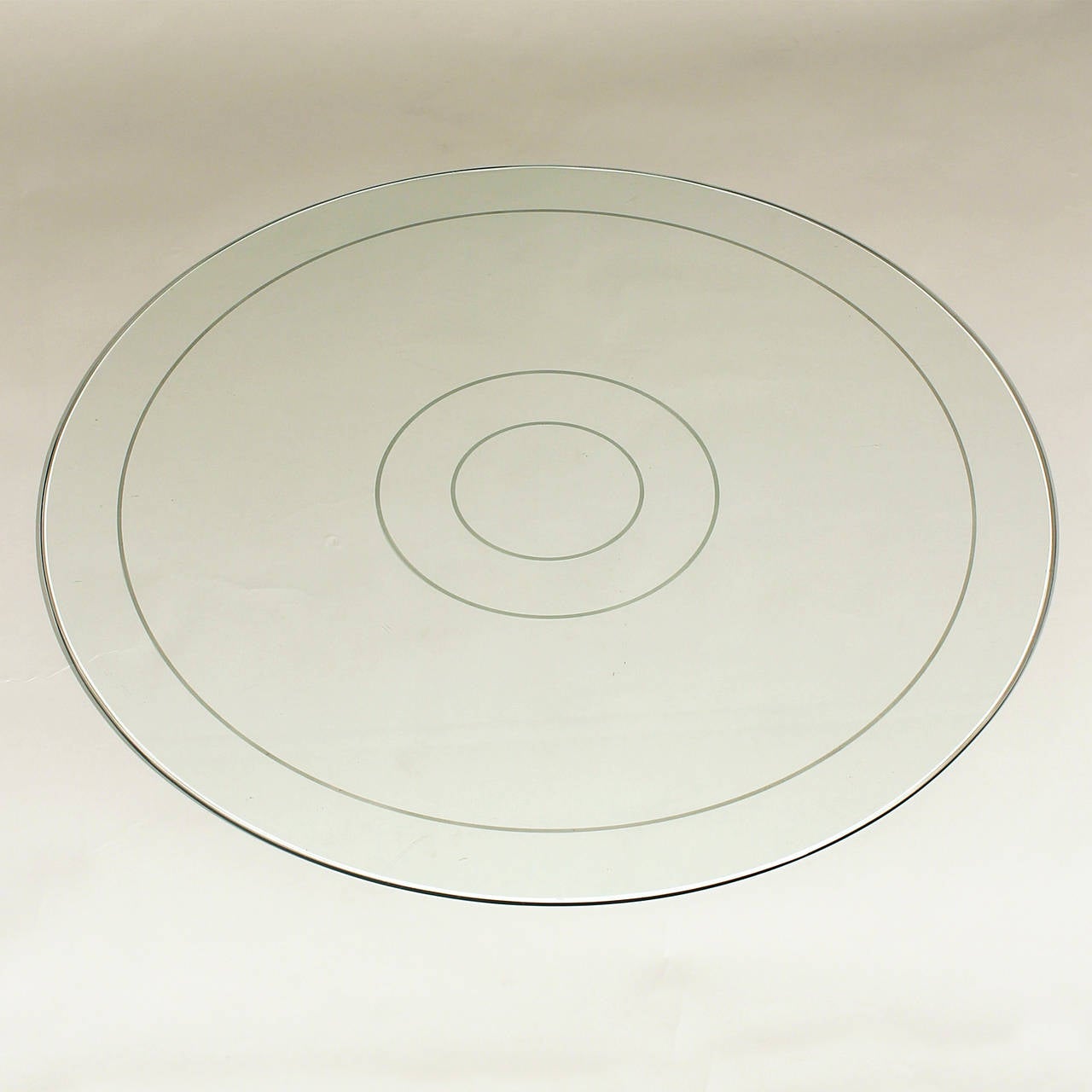 Mid-20th Century Round Side Table by Carlo de Carli