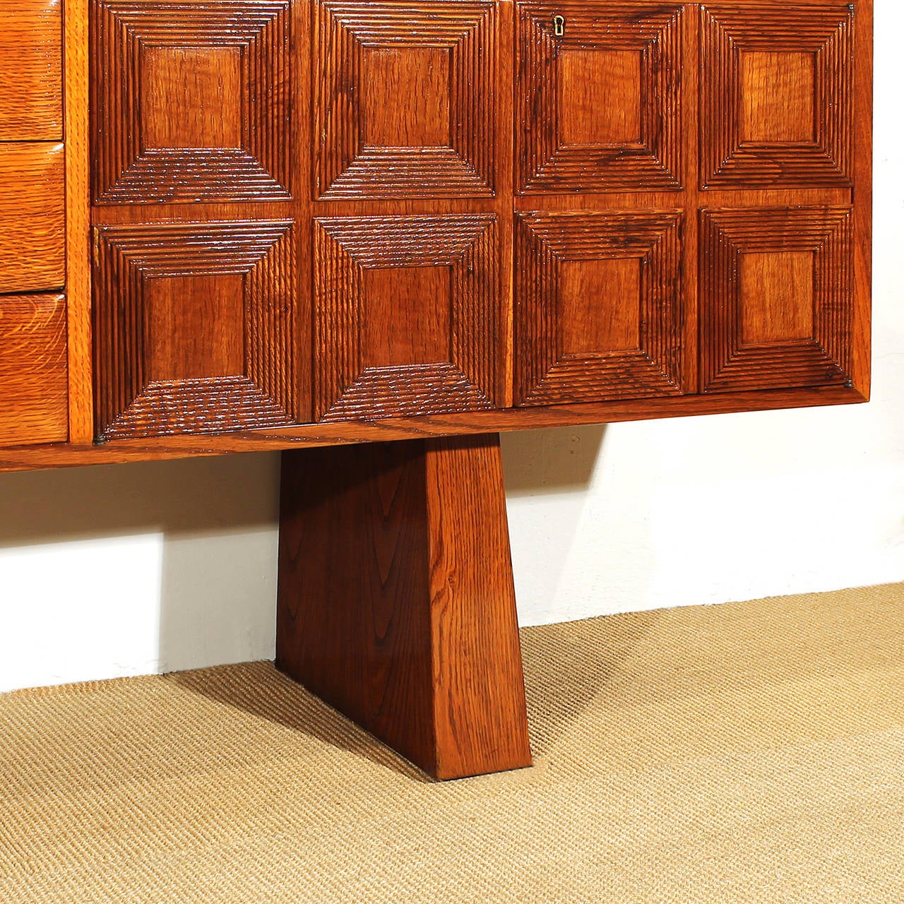 Mid-20th Century 1940s Cubist Sideboard, Solid Oak and Veneer, Panels, Trapezoid Feet, Italy