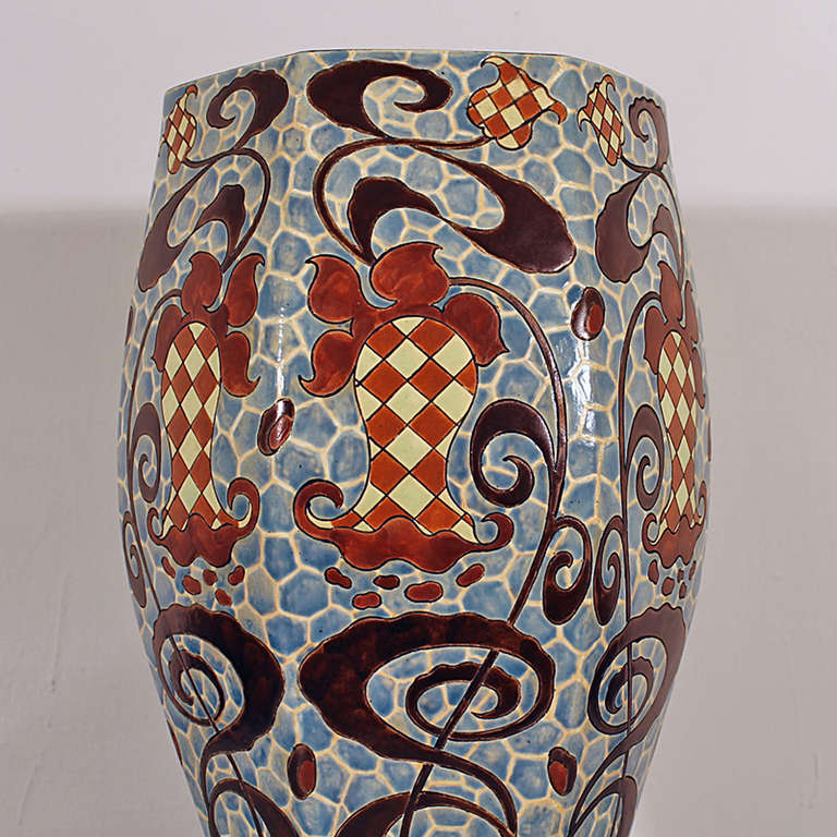 Ceramic Vase with Floral Design In Excellent Condition In Girona, ES