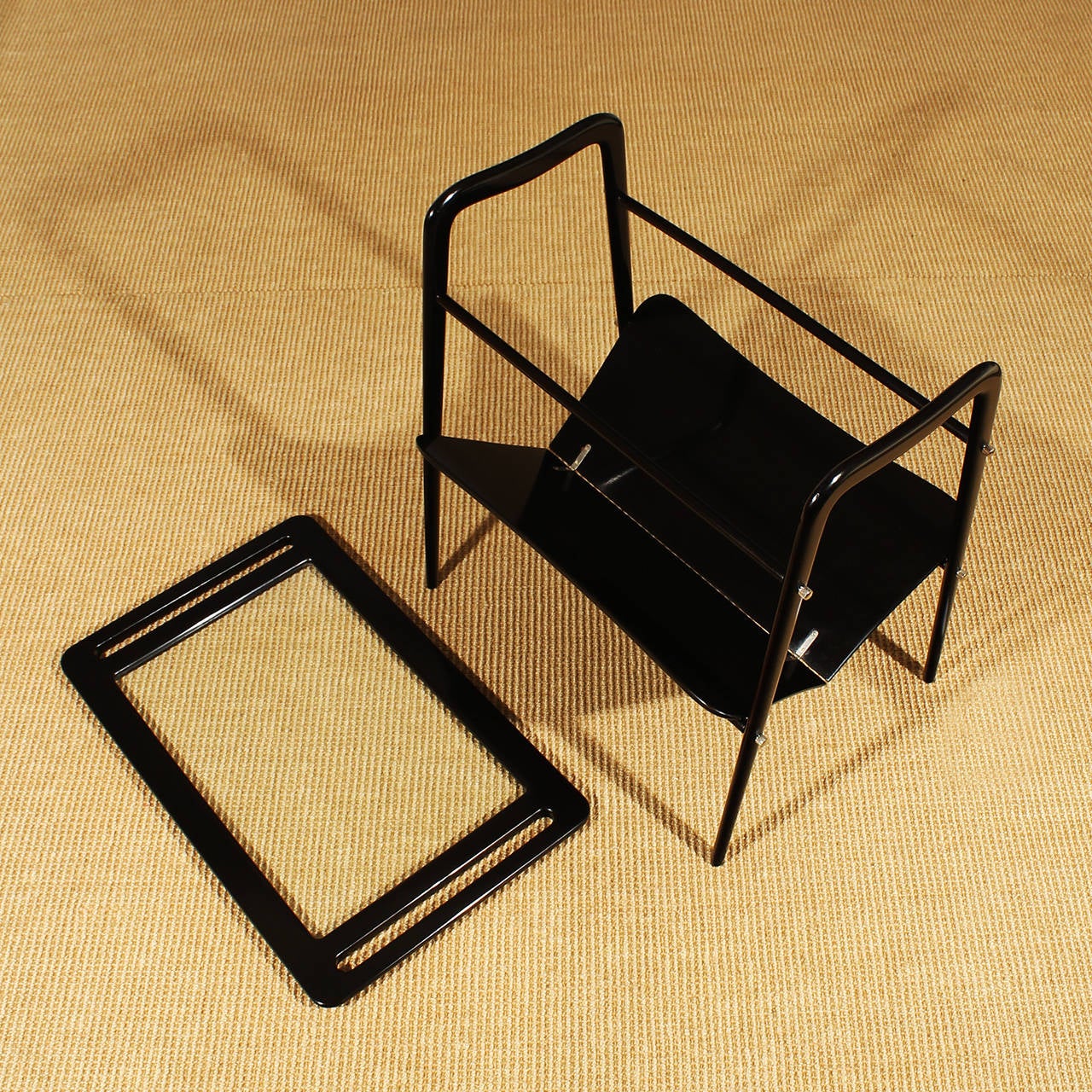 Mid-20th Century Small sidetable by Ico Parisi