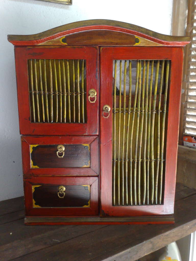 Hanging Wall Cabinet