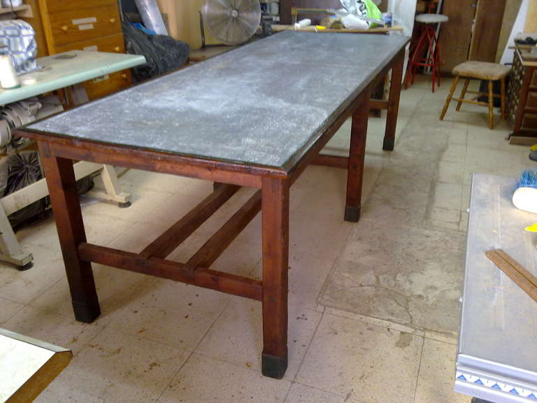 Industrial Zinc Topped Work Table In Excellent Condition For Sale In Alicante, ES