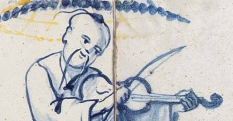 Pair of D. Maria18th-19th Century Portuguese Azulejos Murals In Good Condition In Lisbon, PT