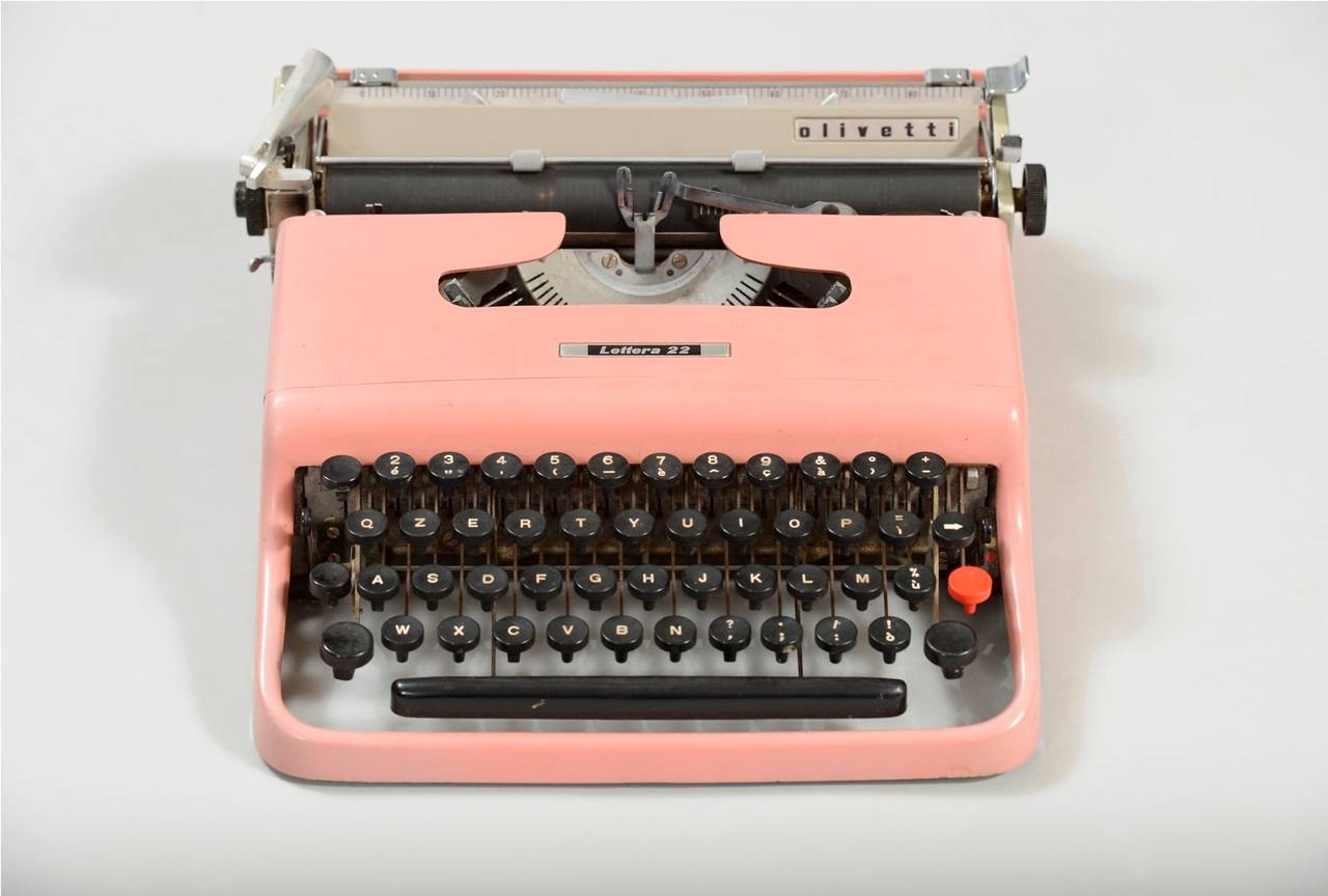 1949 lettera 22 typewriter