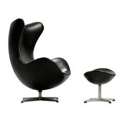 Arne Jacobsen "Egg" Chair with Ottoman for Fritz Hansen 11