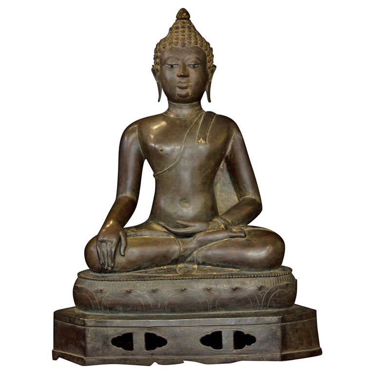 14th-15th Century Thai, Chien Seng Bronze, Big Buddha Sculpture For Sale