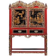 Late 19th Century Chinese Cabinet from Macau in Lacquered Wood