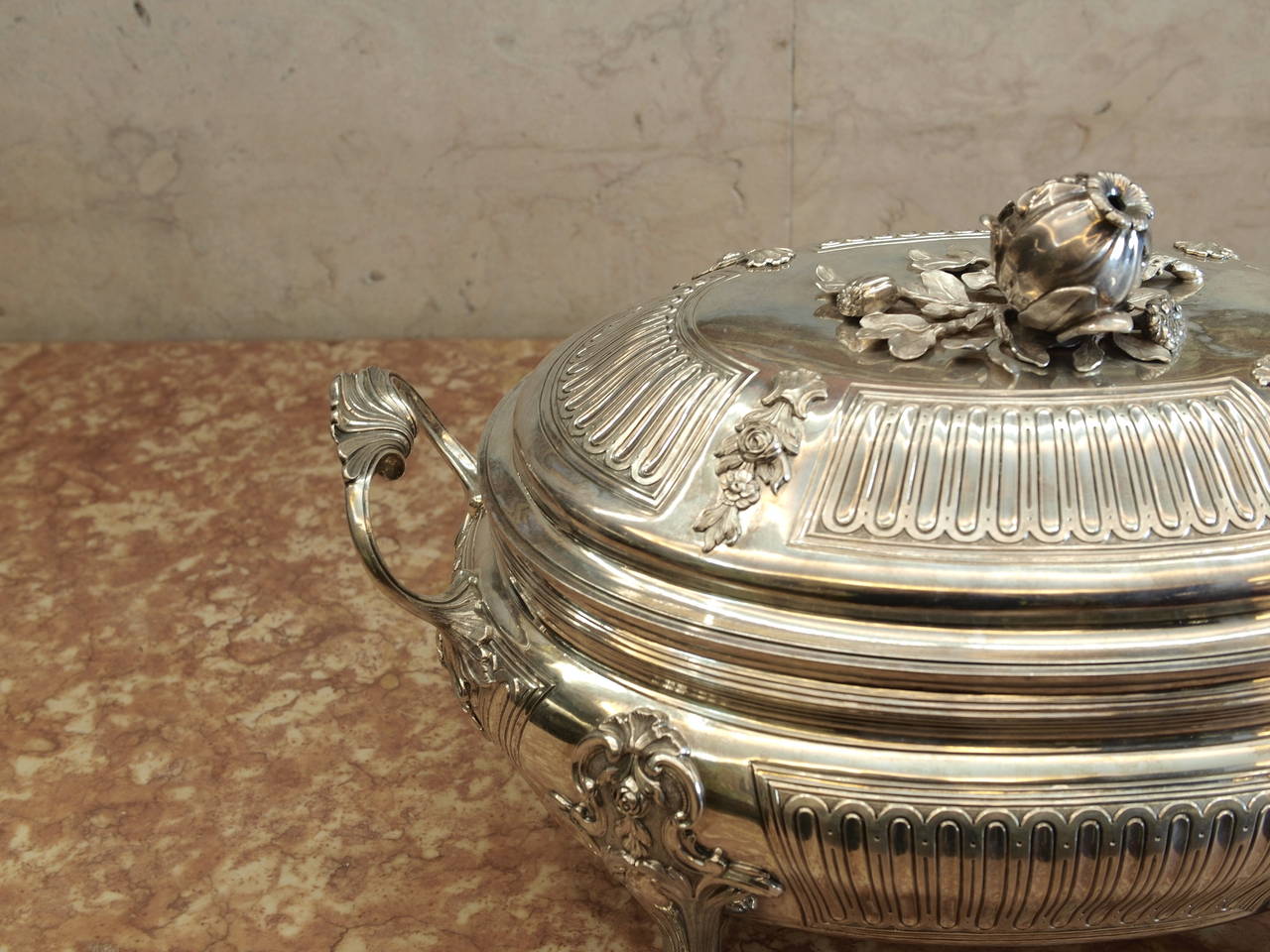 Baroque 18th Century Portuguese D. José Silver Tureen  For Sale