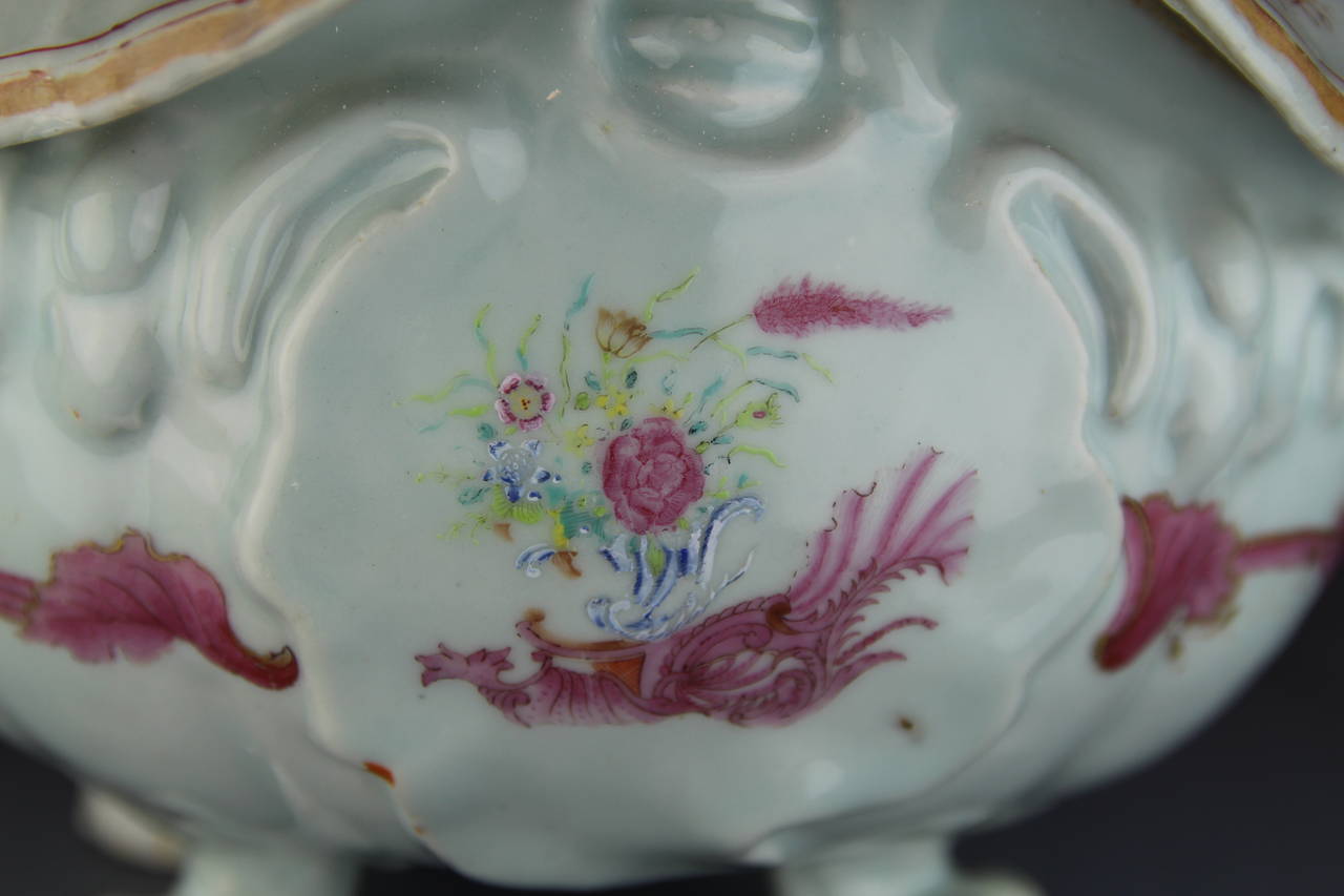 18th Century Chinese Export Porcelain Tureen