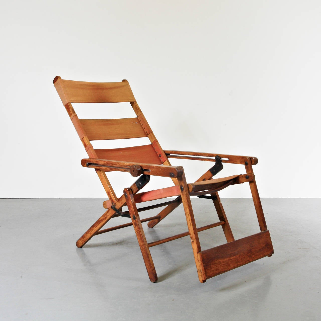 Mid-Century Modern Rare Thonet Deck Chair Model 480, circa 1930 For Sale