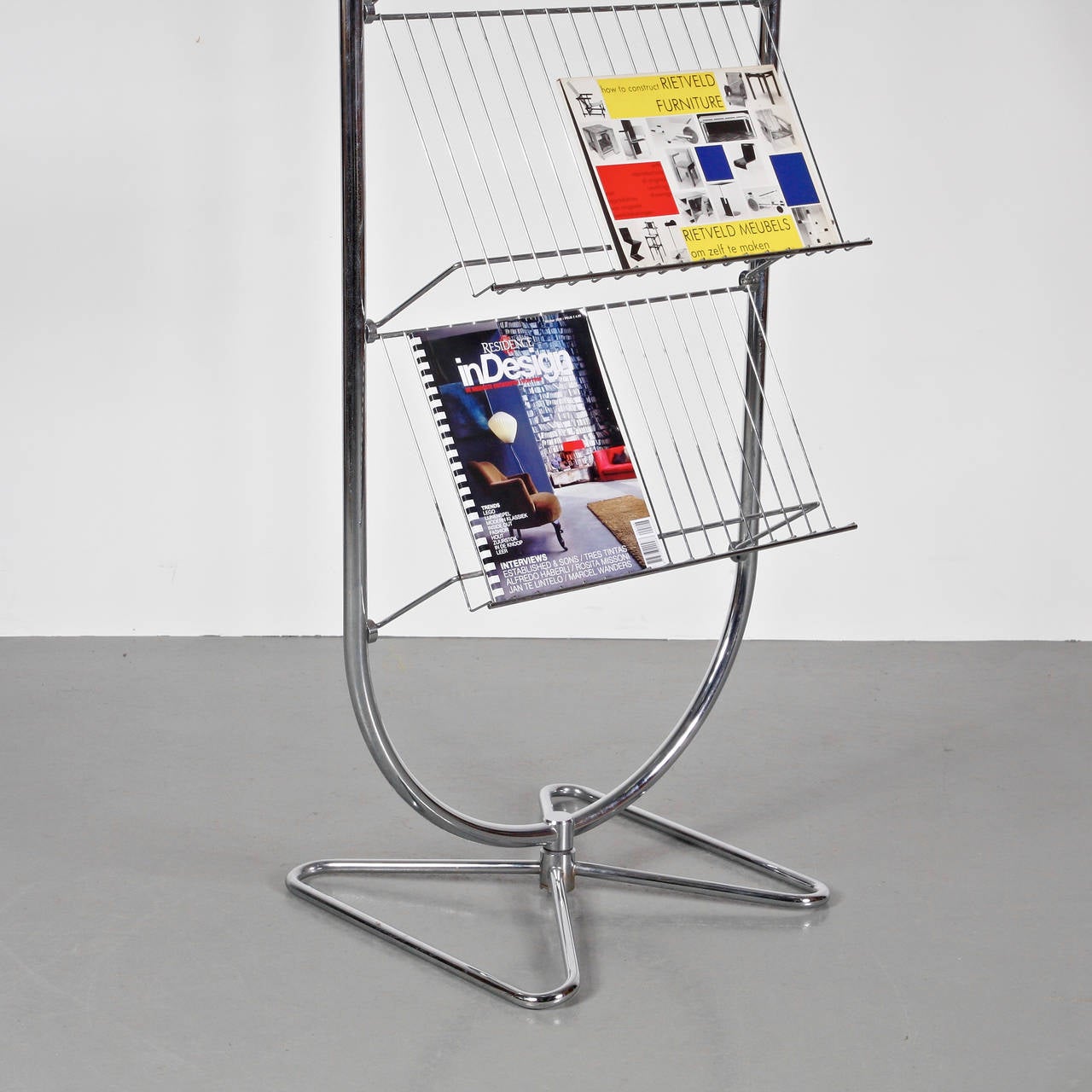 Late 20th Century Pair of Verner Panton VP, Rack Display for Fritz Hansen, circa 1980