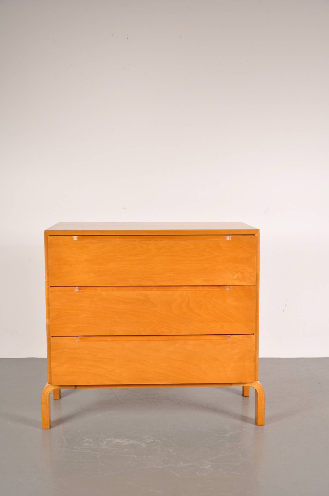 Drawer Cabinet by Alvar Aalto, circa 1950 In Excellent Condition In Amsterdam, NL