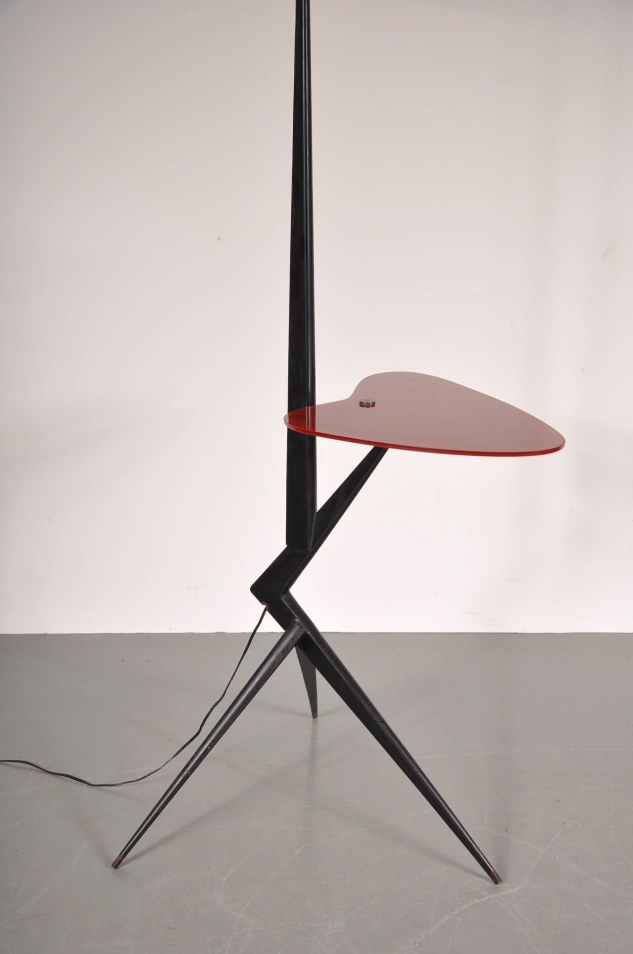 Floor Lamp in the Manner of Angelo Ostuni, circa 1950 In Good Condition In Amsterdam, NL
