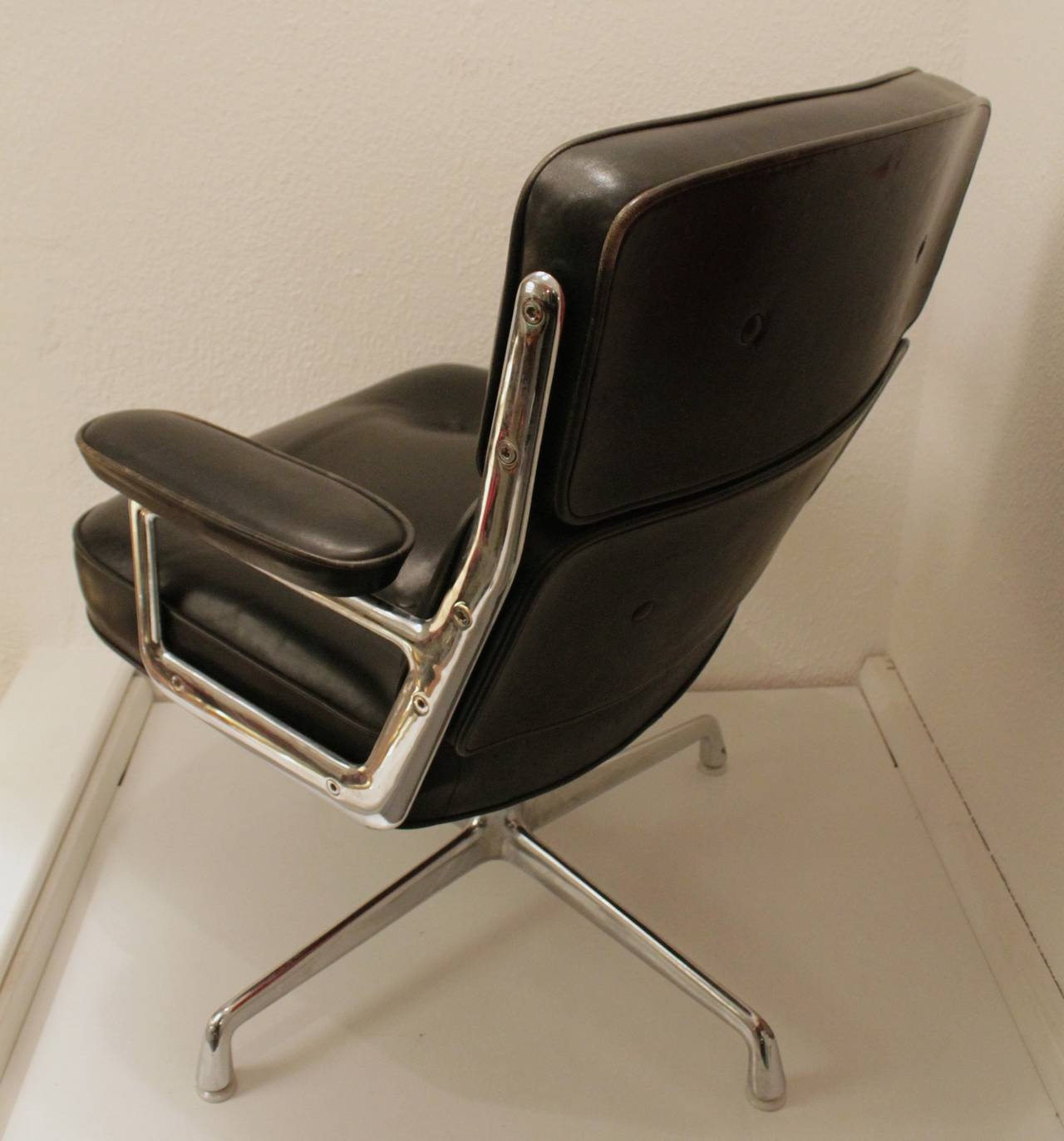 Mid-20th Century Eames Black Leather Lobby Chair by Vitra and Miller