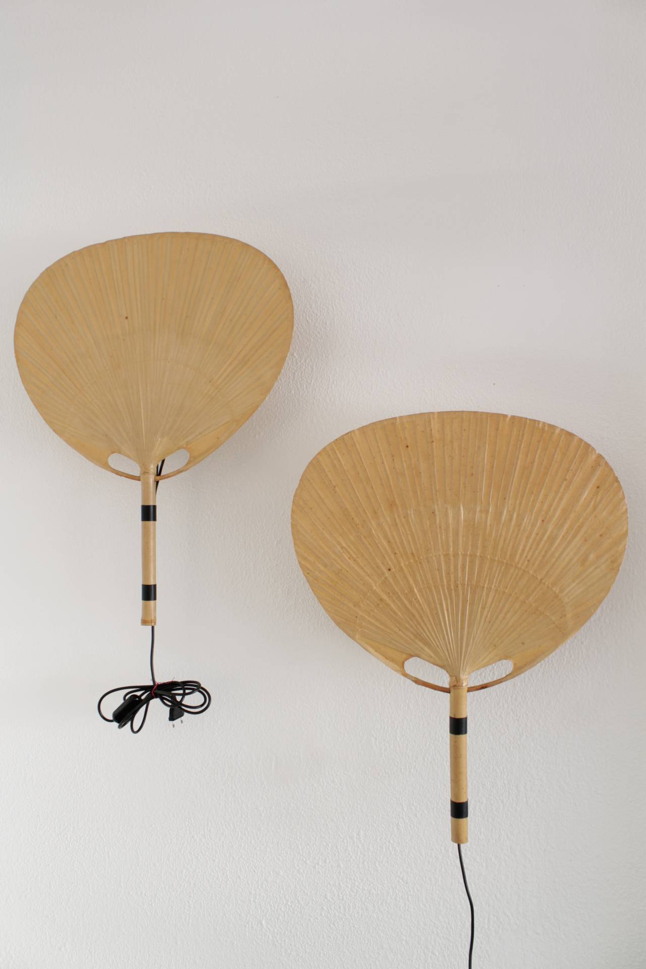 Pair of Uchiwa wall lamp by Ingo Maurer ca. 1974
Bamboo and papered wicker
Good vintage condition, original fixtures and electrification