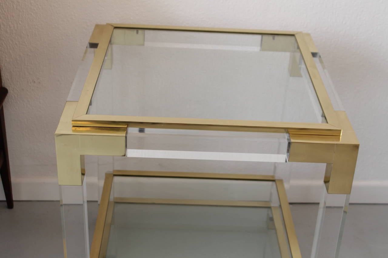 Vintage Lucite, Glass and Brass End Table In Excellent Condition In Geneva, CH