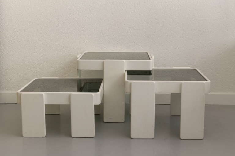 Gianfranco Frattini lacquered wood nesting tables at 1stDibs