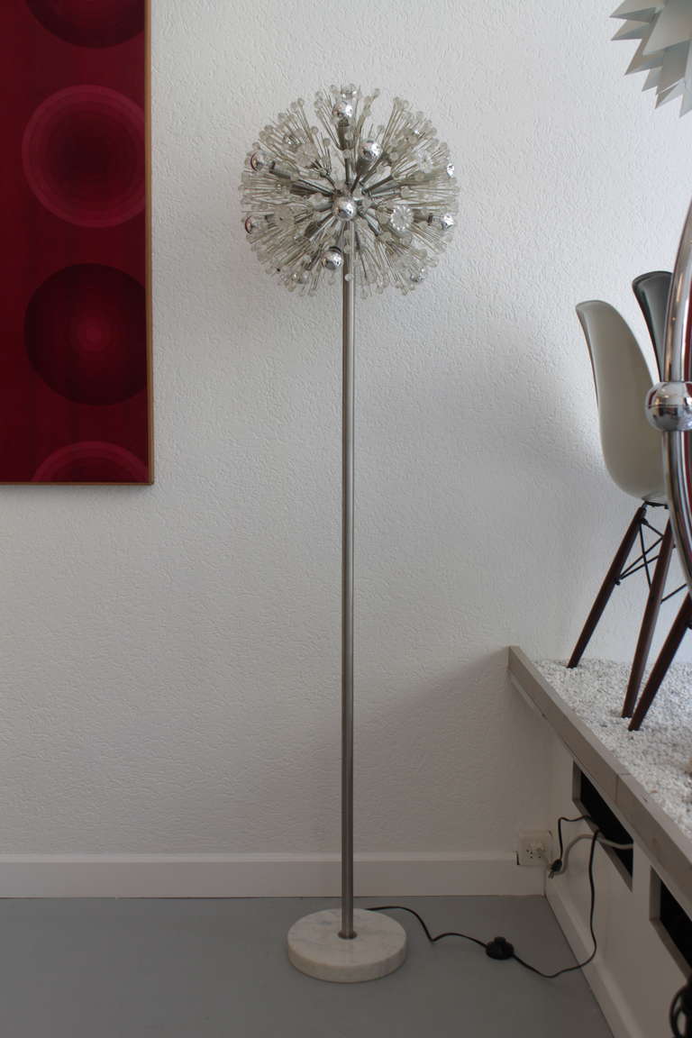 Chrome and steel snowball sputnik floor lamp by Emil Stejnar for Rupert Nikoll
White marble base, tubular stainless steel stem
Probably not original base but matches perfectly in terms of proportions, material and age.
Austria ca.1960
Very good