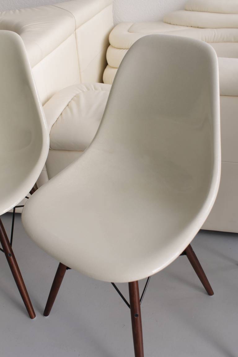 white fiberglass chair