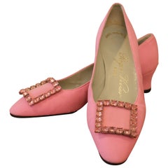 Vintage Roger Vivier 1960s Pink Pumps