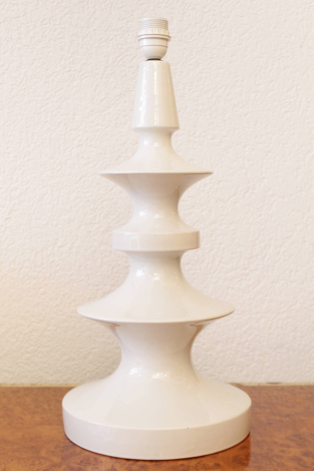 Glazed ceramic table lamp by Swiss ceramist Margrit Linck
Perfect condition. Without shade.