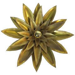 1970s Brass Leaves Single Wall Lamp