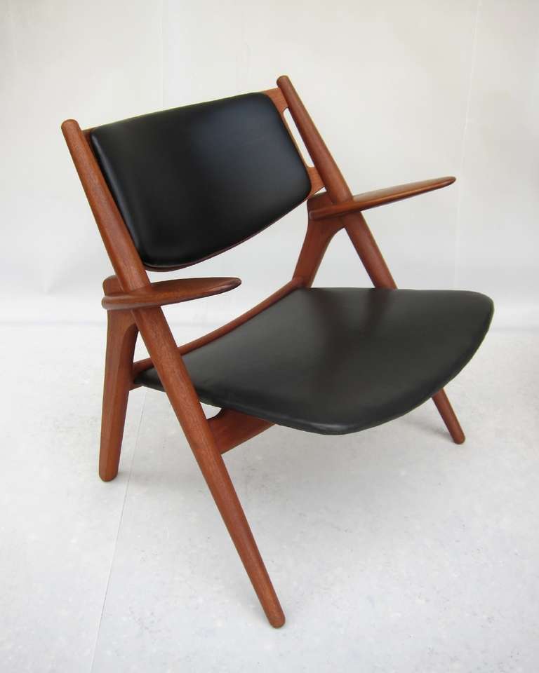 Matching Pair of Hans J. Wegner CH-28 Sawbuck Armchairs 1950's For Sale 4