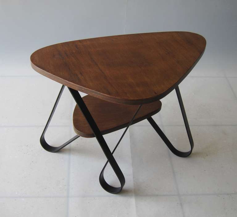 French 1950s Loop Coffeetable In Good Condition For Sale In Bern, CH