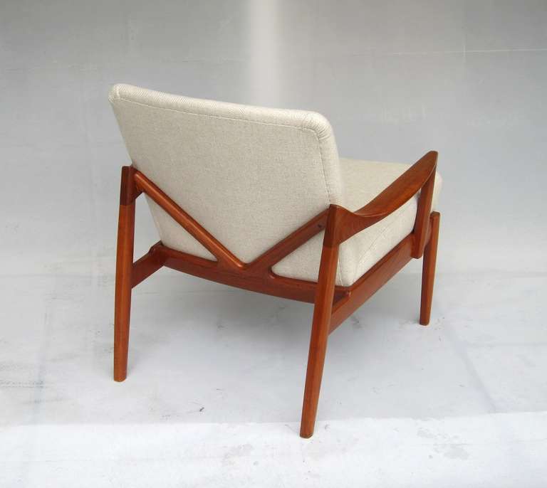 Stand-alone designed Armchair by Tove and Edvard Kindt-Larsen, Denmark 1950's In Excellent Condition For Sale In Bern, CH