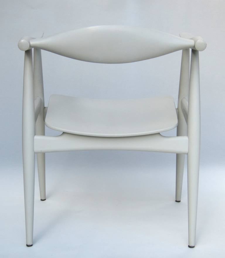 Hans J. Wegner Chair In Excellent Condition For Sale In Bern, CH