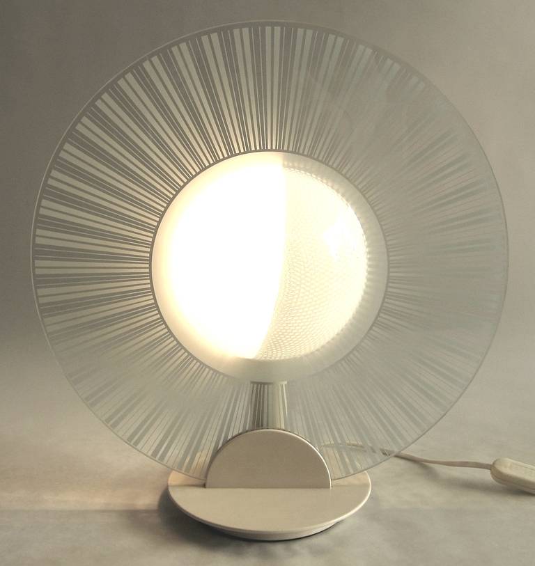 Solar Eclipse Table Lamp, Italy 1960s In Excellent Condition For Sale In Bern, CH