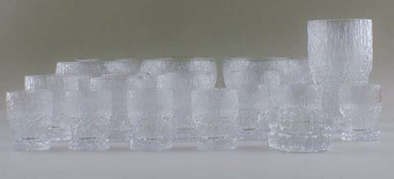 Iittala Ultima Thule Glass Service, Modern Finnish Design by Tapio Wirkkala