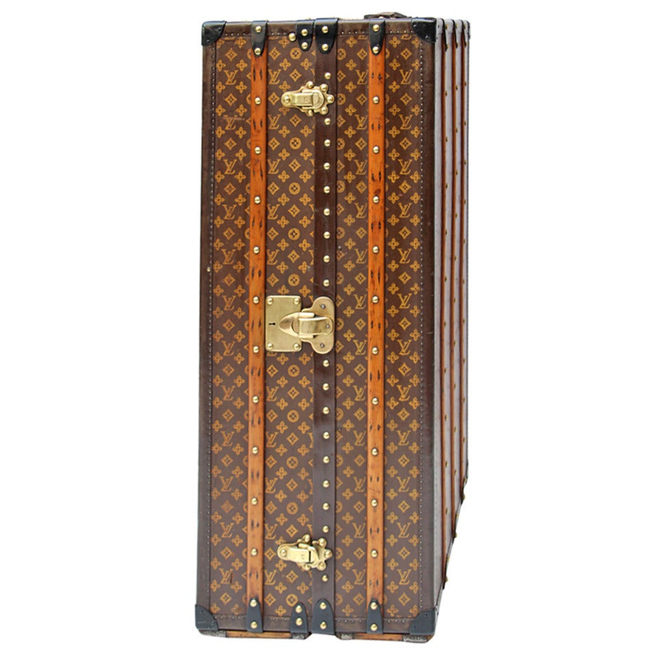 1920's Louis Vuitton Wardrobe Trunk(malle Vuitton armoire)