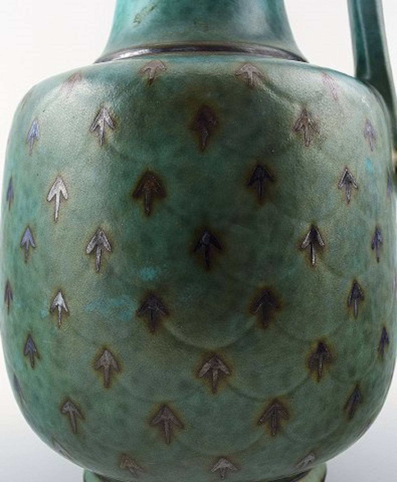 Wilhelm Kage, Gustavsberg, Argenta vase / pitcher with hand-painted decoration.
Height 31.5 cm. Stamped Gustavsberg Argenta 1217.
In perfect condition.