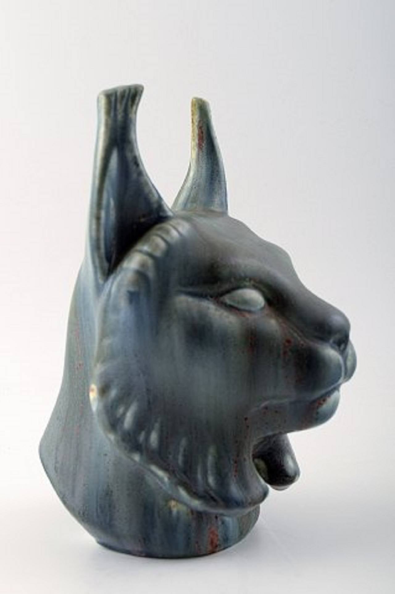 Rörstrand stoneware figure of Gunnar Nylund, lynx.
In perfect condition. 2. factory quality.
Measures 22 cm.