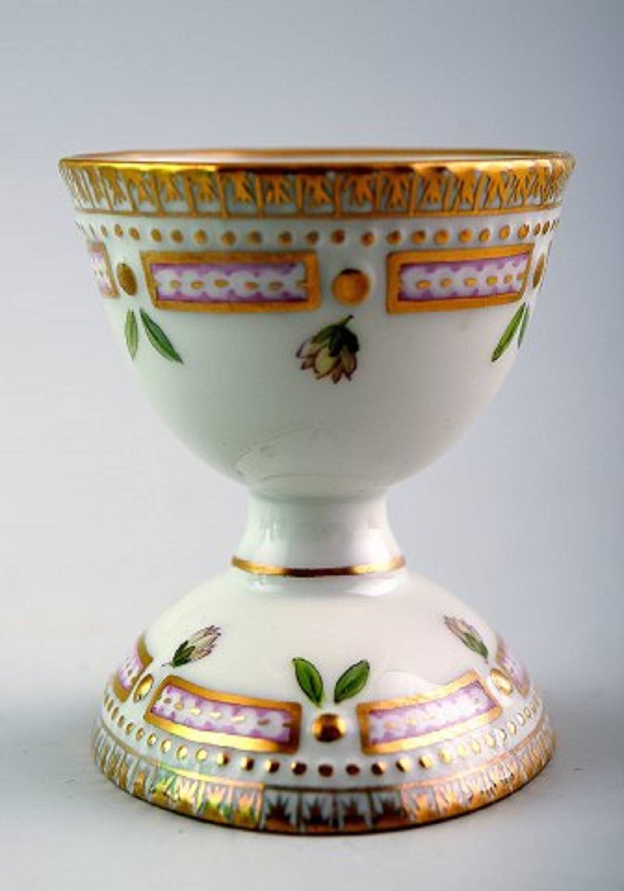 Royal Copenhagen Flora Danica Egg Cup, Early stamp