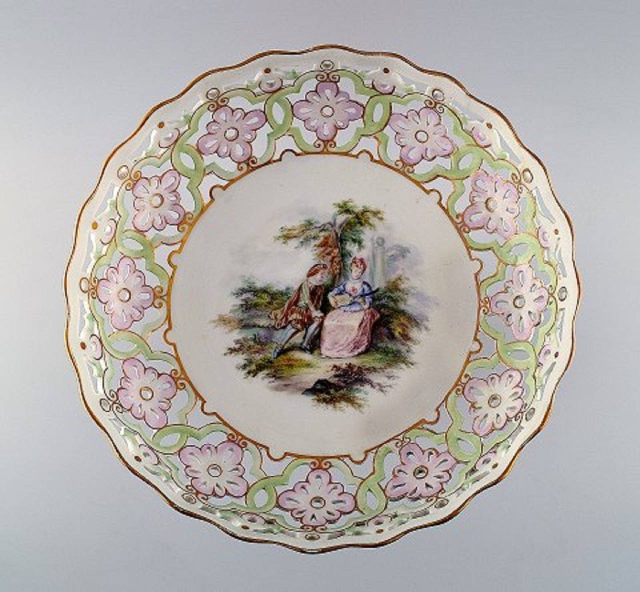 Large Meissen Centrepiece with the Three Graces and Decoration 2