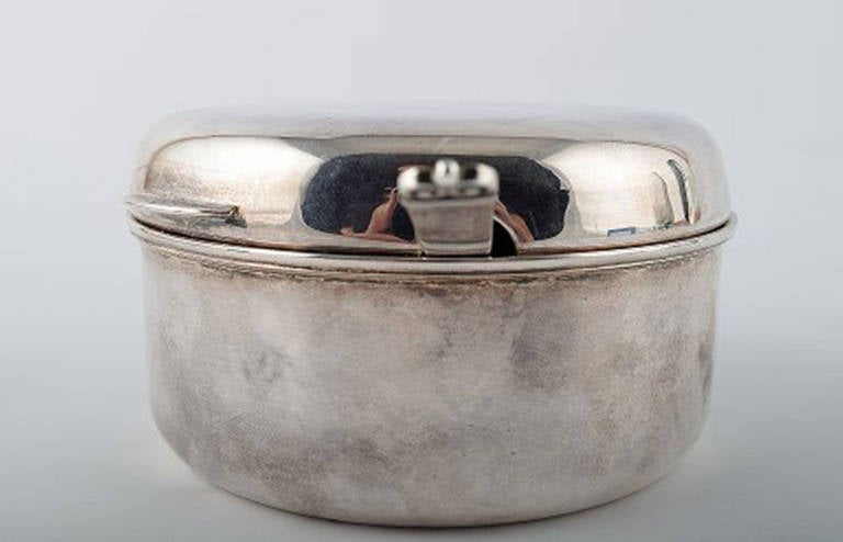 Italian Padova Jar of Sterling Silver in Contemporary Design In Excellent Condition For Sale In Copenhagen, DK