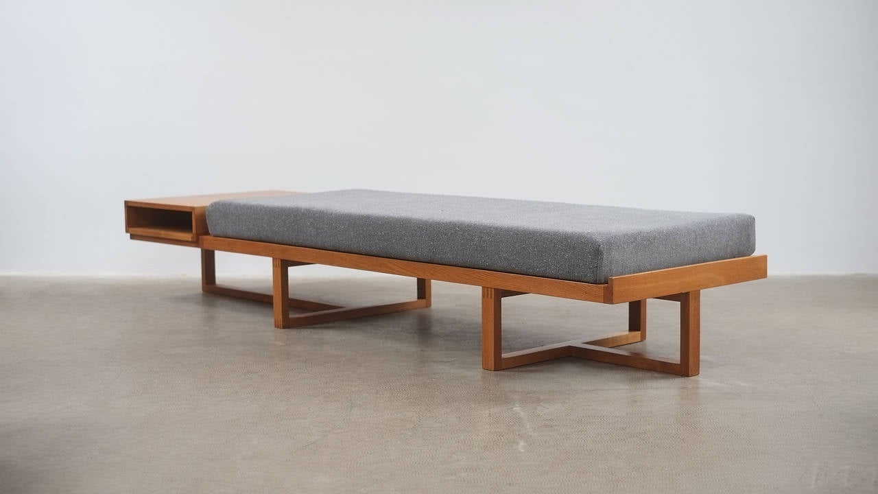 Scandinavo moderno Letto da giorno in Oak danese
