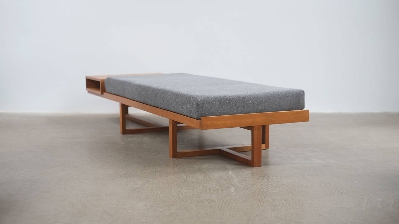 danish day bed