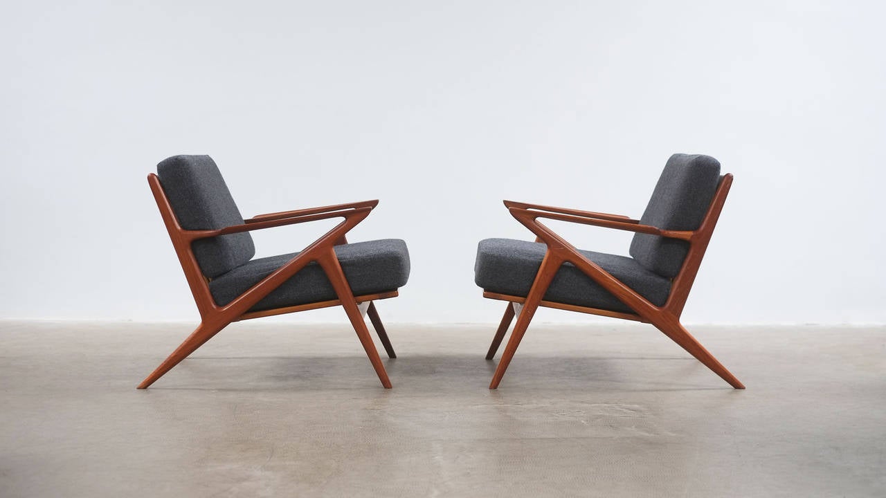 Scandinavian Modern Poul Jensen Z Chairs