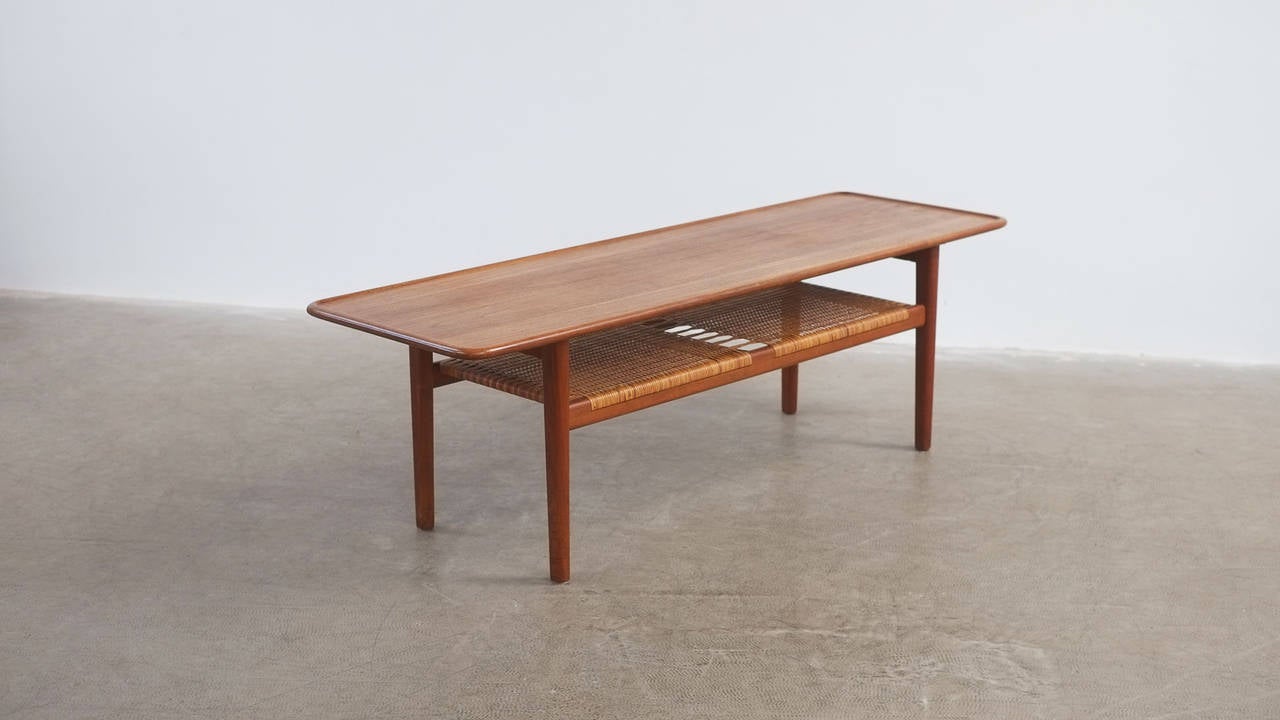 Hans Wegner AT10 Coffee Table In Good Condition In Epperstone, Nottinghamshire