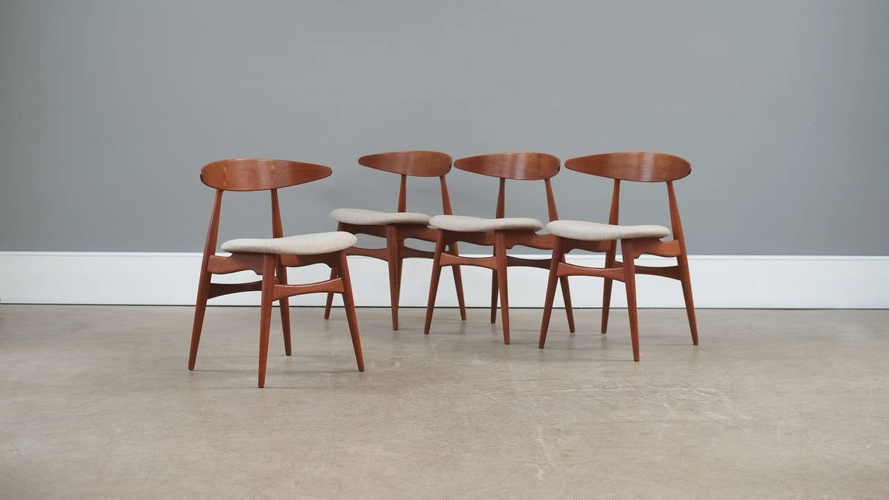 20th Century Hans Wegner CH33 Chairs