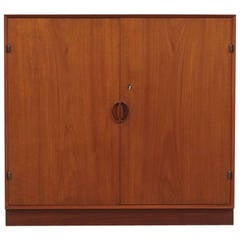 Hvidt
Mølgaard Cabinet Hvidt
Mølgaard Cabinet