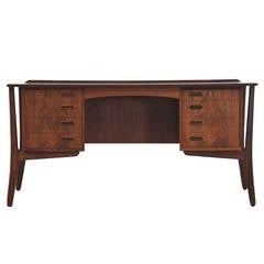 Sven Aage Madsen Desk