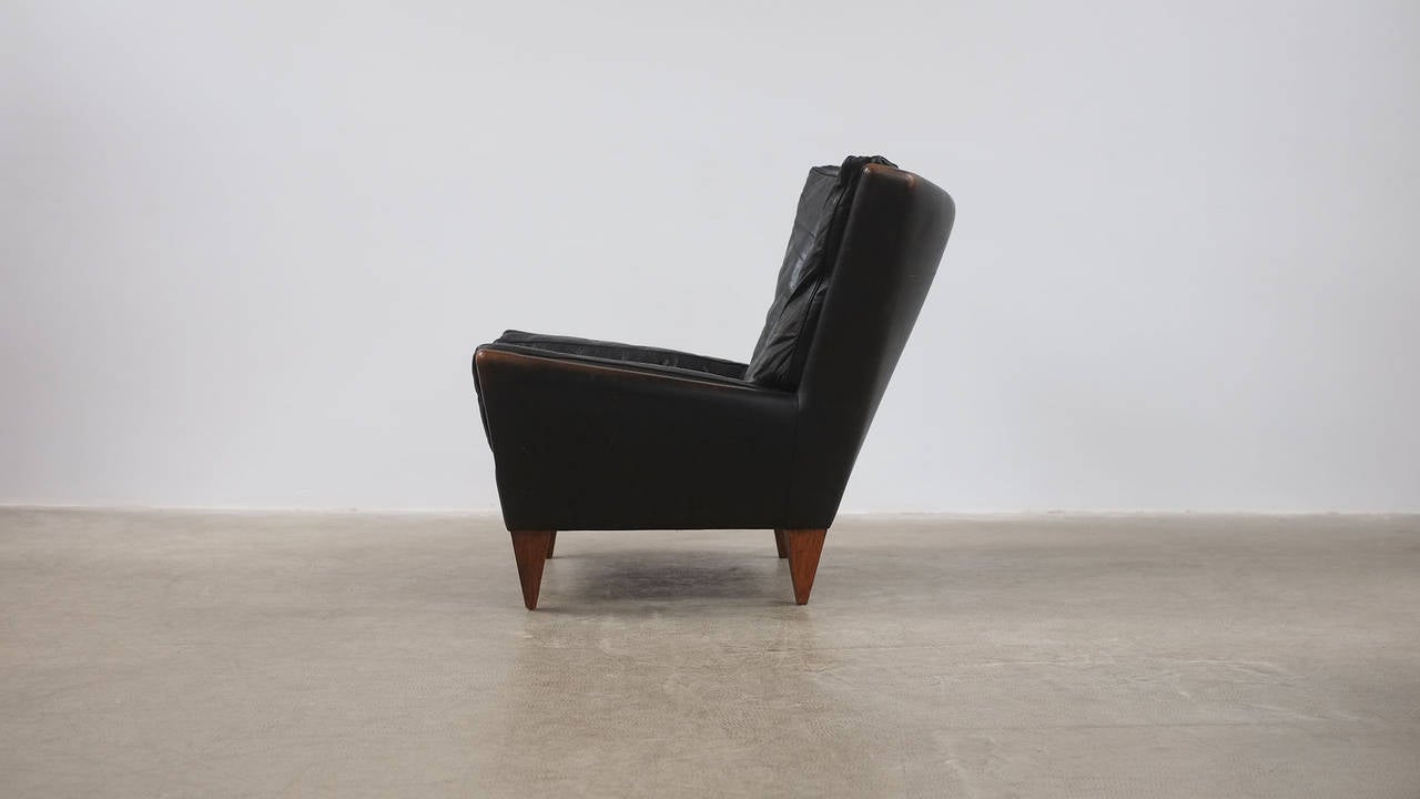 Mid-20th Century Illum Wikkelso V11 Chair