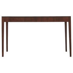 Desk by Riis Antonsen