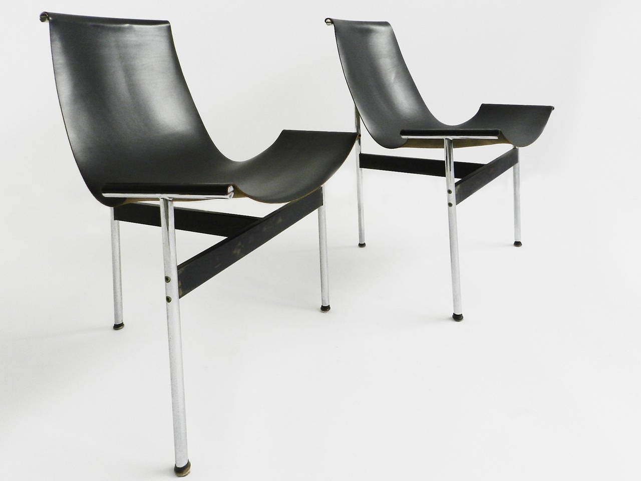 10 T- Chairs in black leather designed by William Katavolos, Ross Littell, and Douglas Kelley and produced by ICF, Italy.
These chairs were probably produced around 1980.