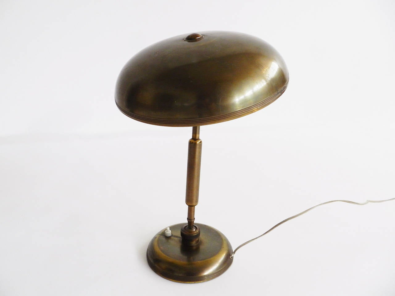 Adjustable table lamp in the manner of Arredoluce, Italy.